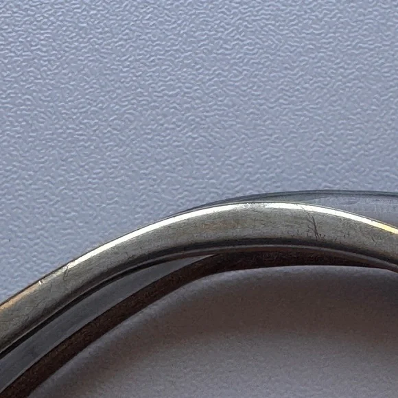 ALEXIS BITTAR GOLD LUCITE AND LIQUID METAL DOUBLE BANGLE SET - Picture 8 of 8